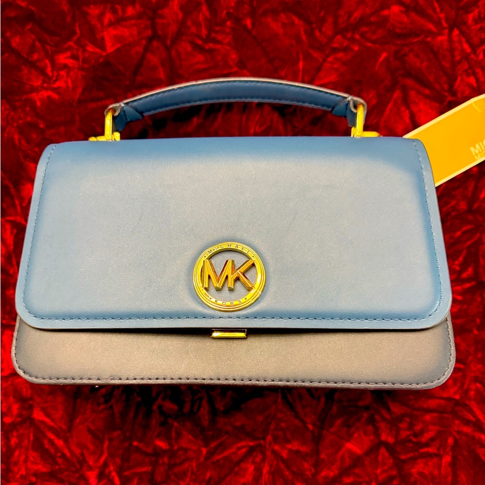 MICHAEL KORS Bag Delaney with Gold Accents / Calf Leather